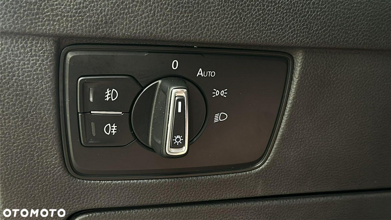 Volkswagen Passat - 27