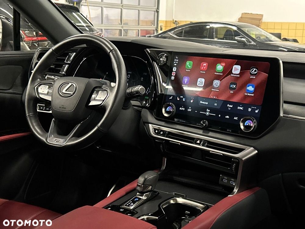 Lexus RX - 12