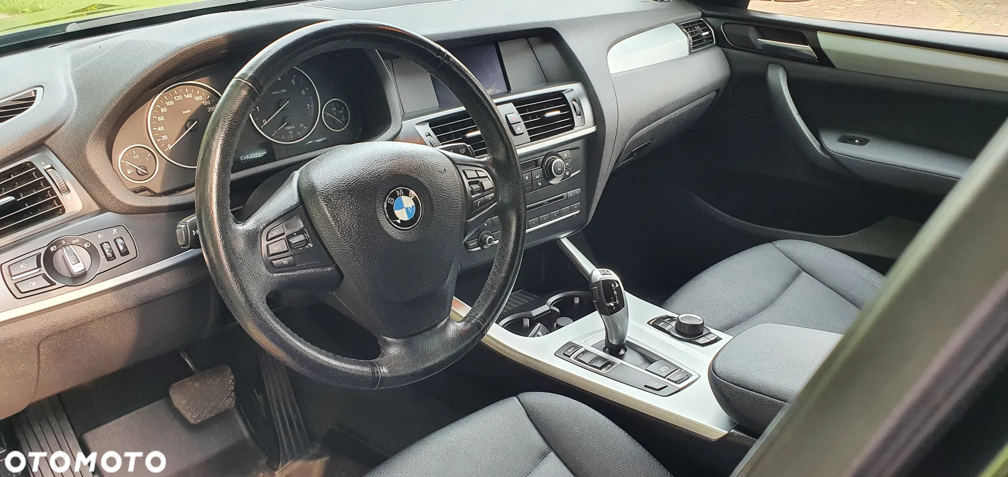 BMW X3 28i xDrive - 10