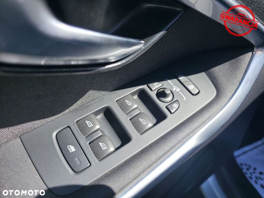 Volvo V40 - 36