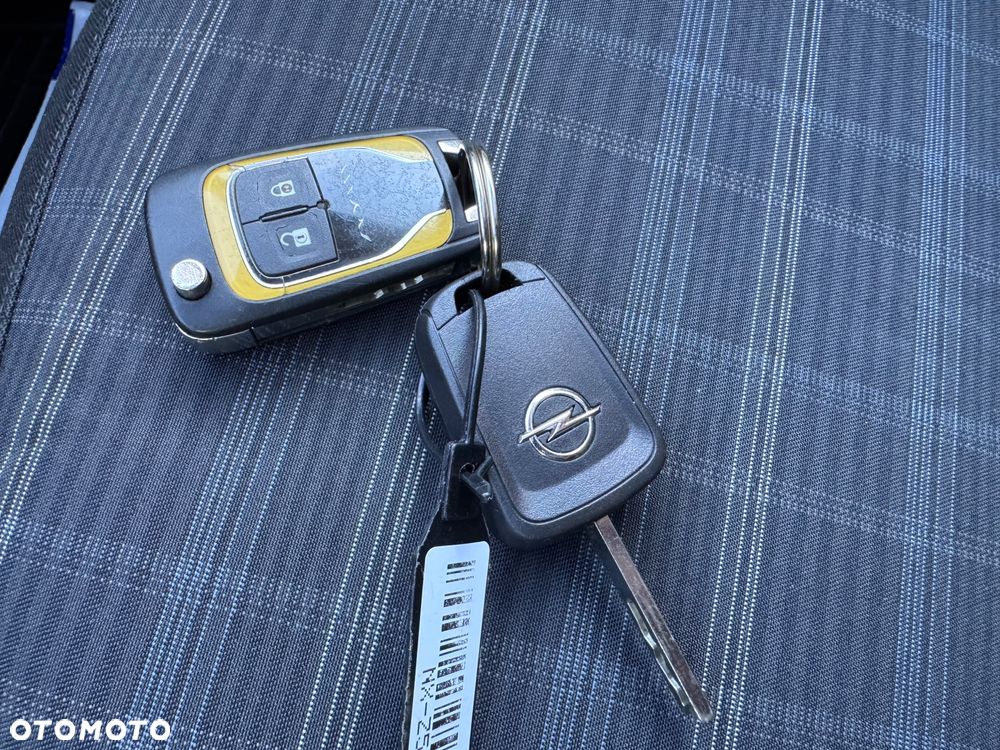 Opel Adam 1.4 Black Link - 36