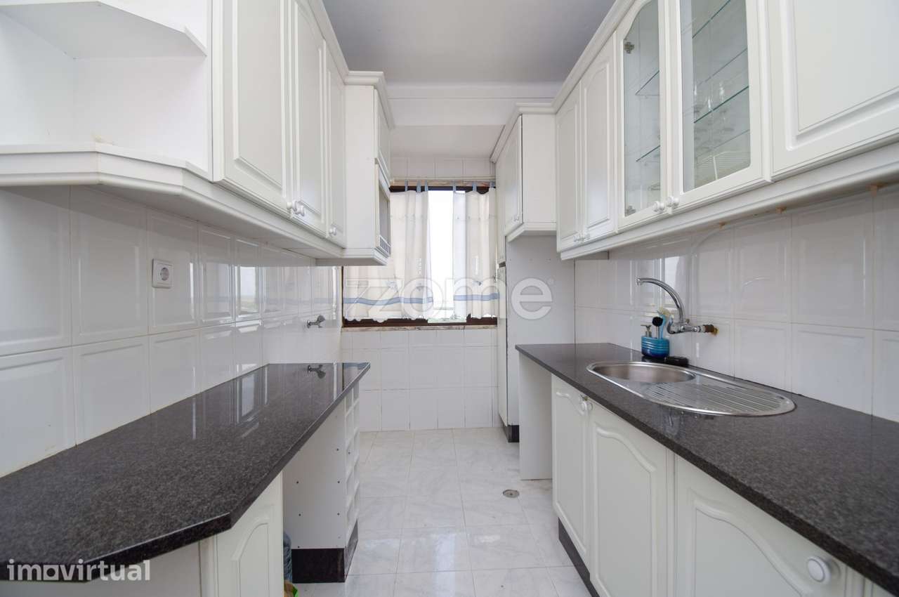 Apartamento T3 com Vista de Rio e Luz Natural | 9º Andar com Elevad... - Grande imagem: 5/30