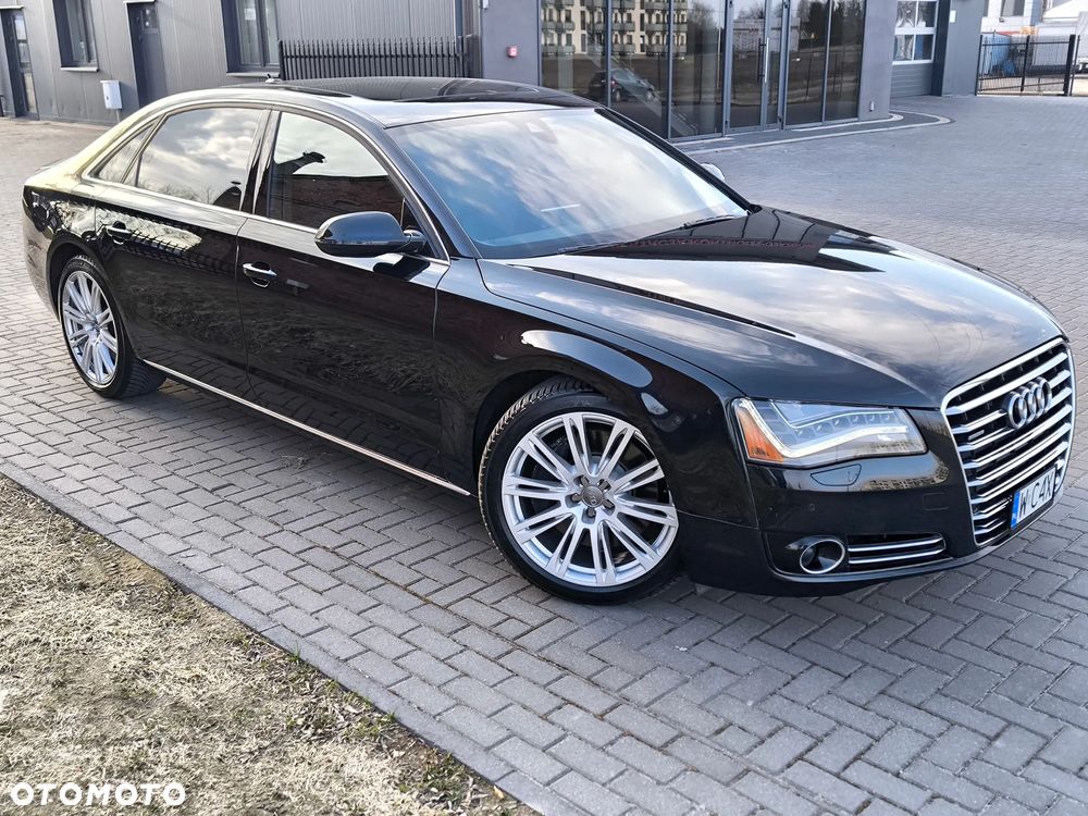 Audi A8 - 4