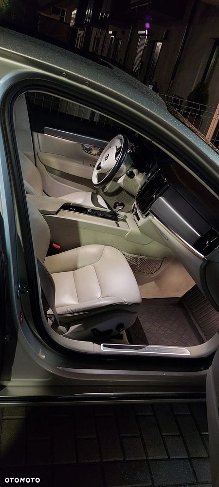 Volvo S90 D4 Momentum - 14