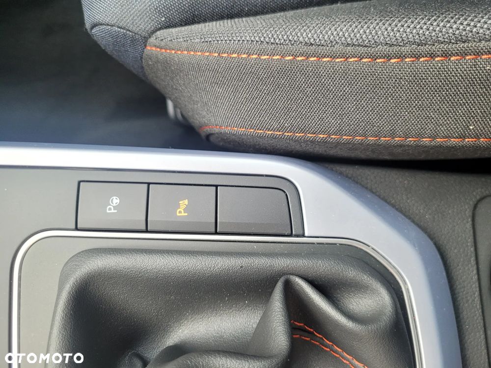 Seat Arona 1.0 Eco TSI DSG FR - 15