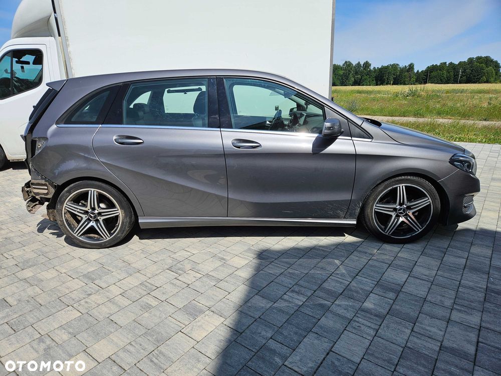 Mercedes-Benz Klasa B - 2