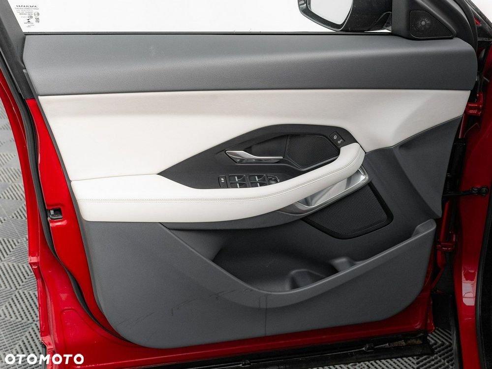 Jaguar E-Pace 2.0 i4P AWD S - 13