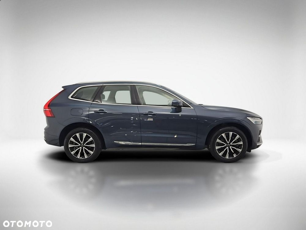 Volvo XC 60 B5 B AWD Plus Bright - 6
