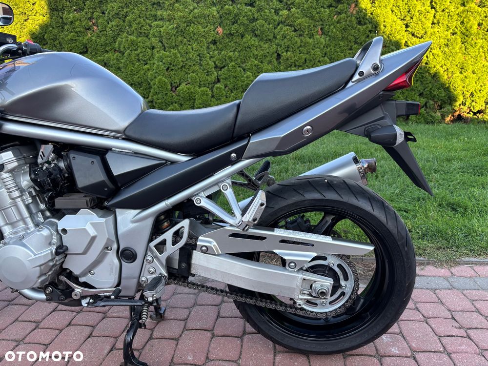 Suzuki Bandit - 23