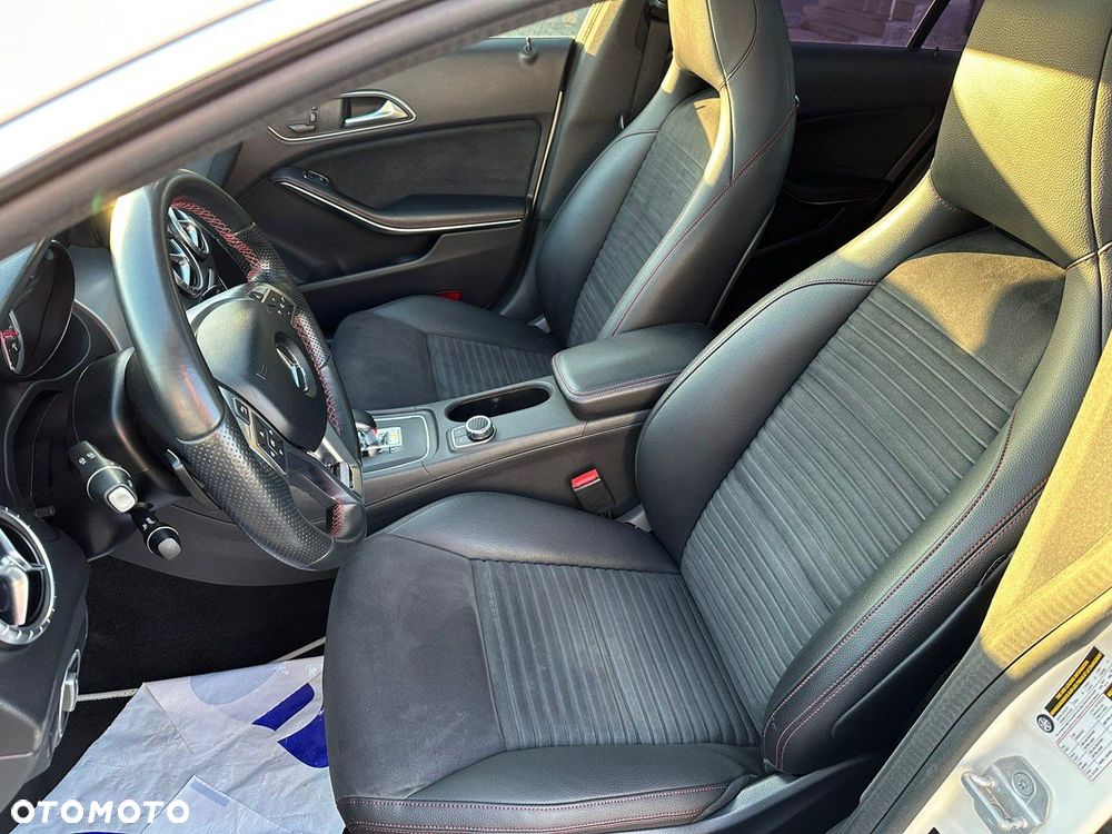 Mercedes-Benz CLA - 10