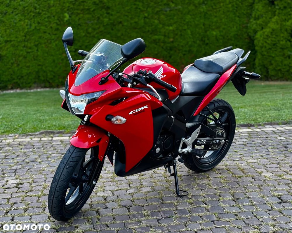 Honda CBR - 6