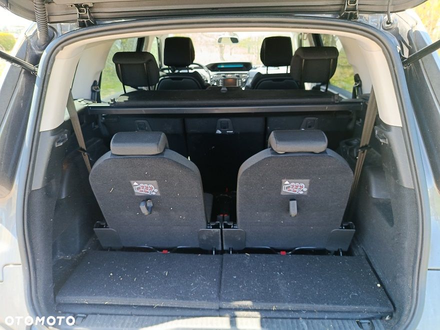 Citroën C4 Grand Picasso - 11