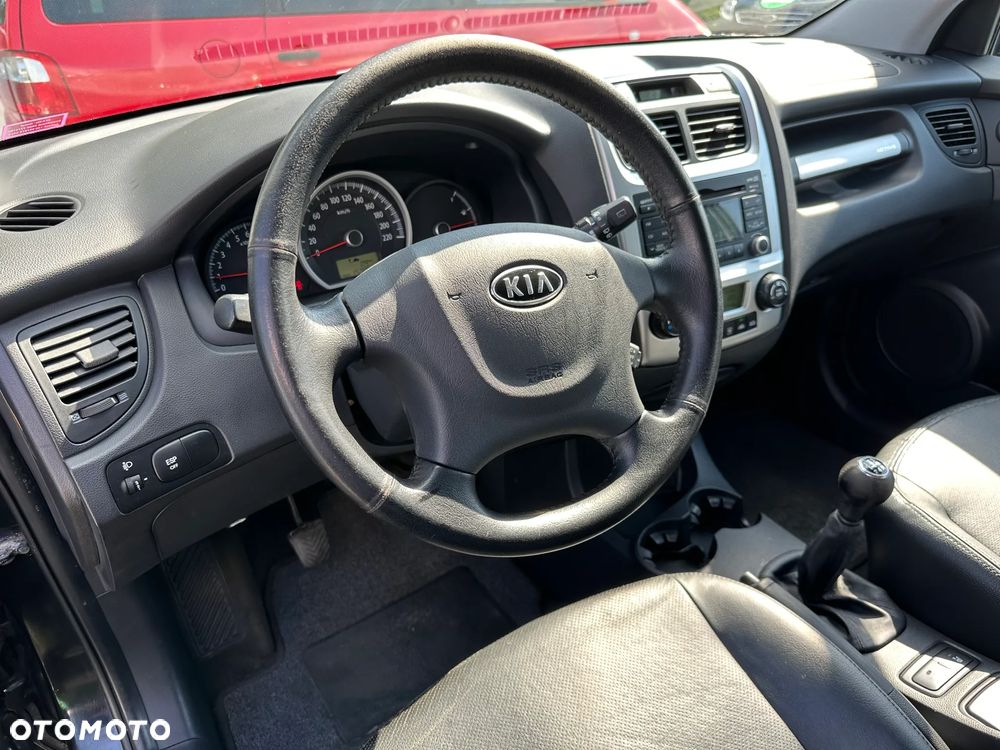 Kia Sportage - 16