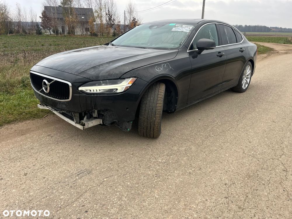 Volvo S90 - 1