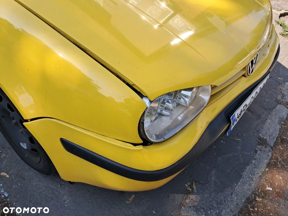 Volkswagen Golf - 10