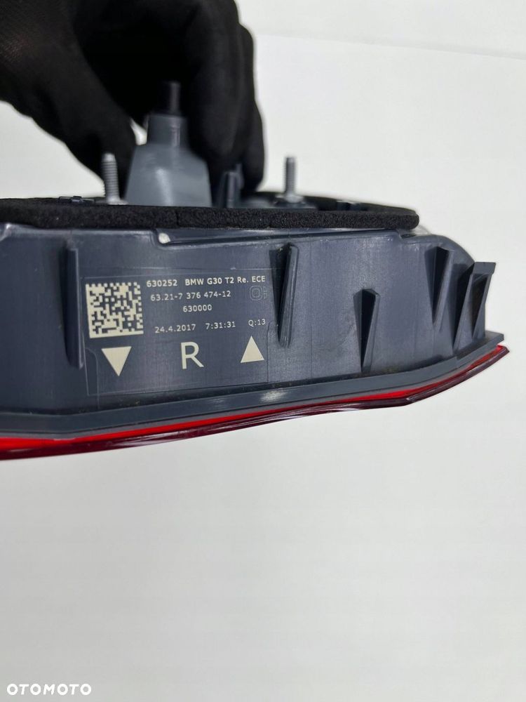 BMW 5 G30 LAMPA PRAWA TYŁ W KLAPĘ LED 7376474 - 6