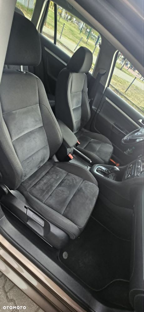 Volkswagen Golf 1.4 TSI BlueMotion Technology DSG Highline - 7
