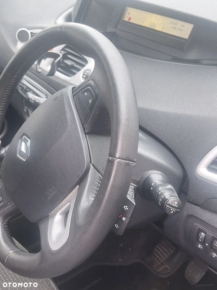Renault Scenic - 3