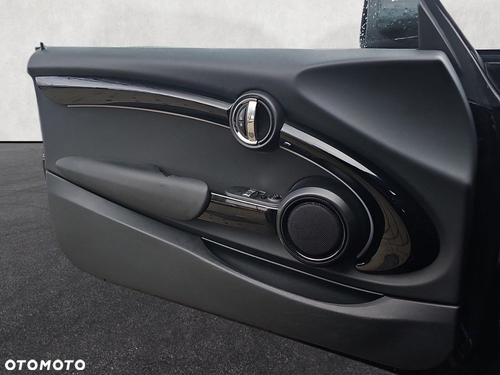 MINI John Cooper Works - 16