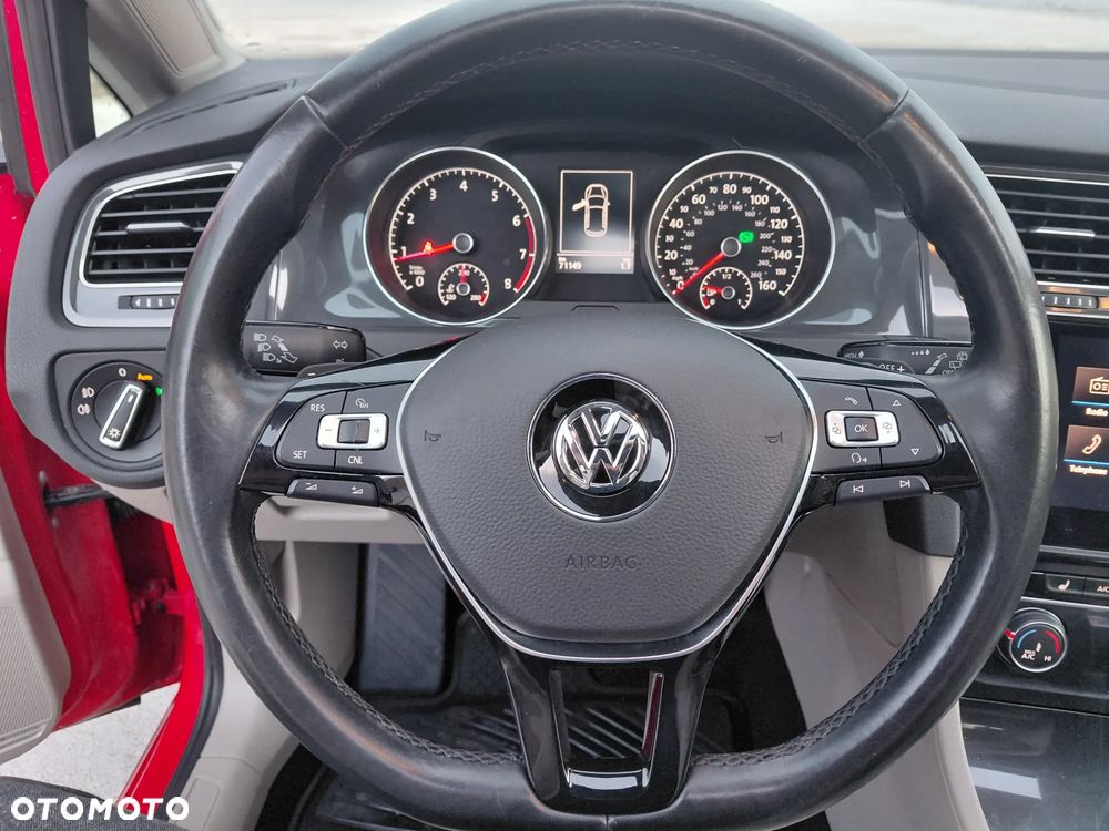 Volkswagen Golf - 14