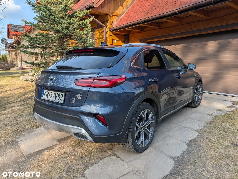 Kia XCeed 1.0 T-GDI M - 2
