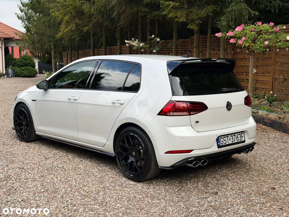 Volkswagen Golf R 4Motion (BlueMotion Technology) DSG - 4