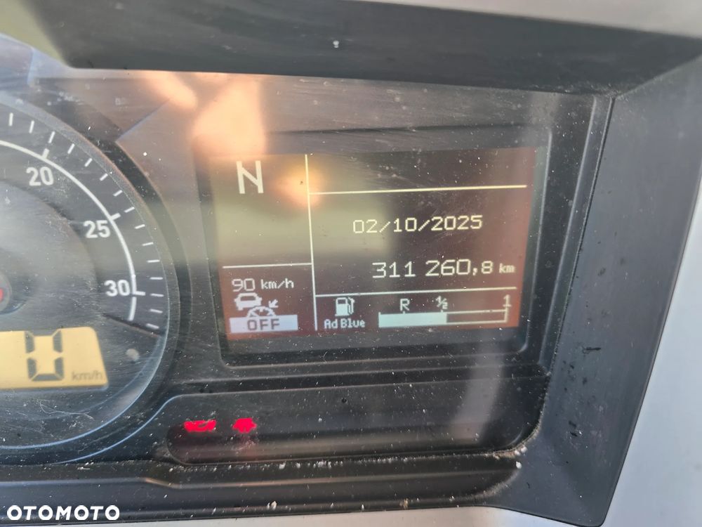 Renault D 16 250 Kontener Winda + Drzwi - 12