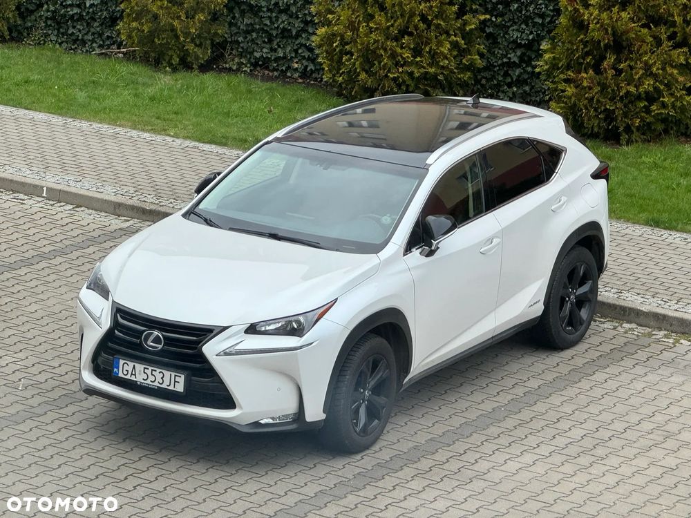 Lexus NX 300h Elite AWD - 1