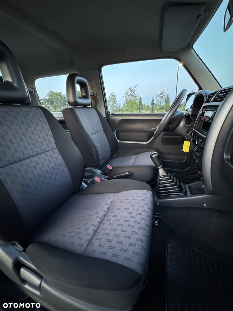 Suzuki Jimny - 23
