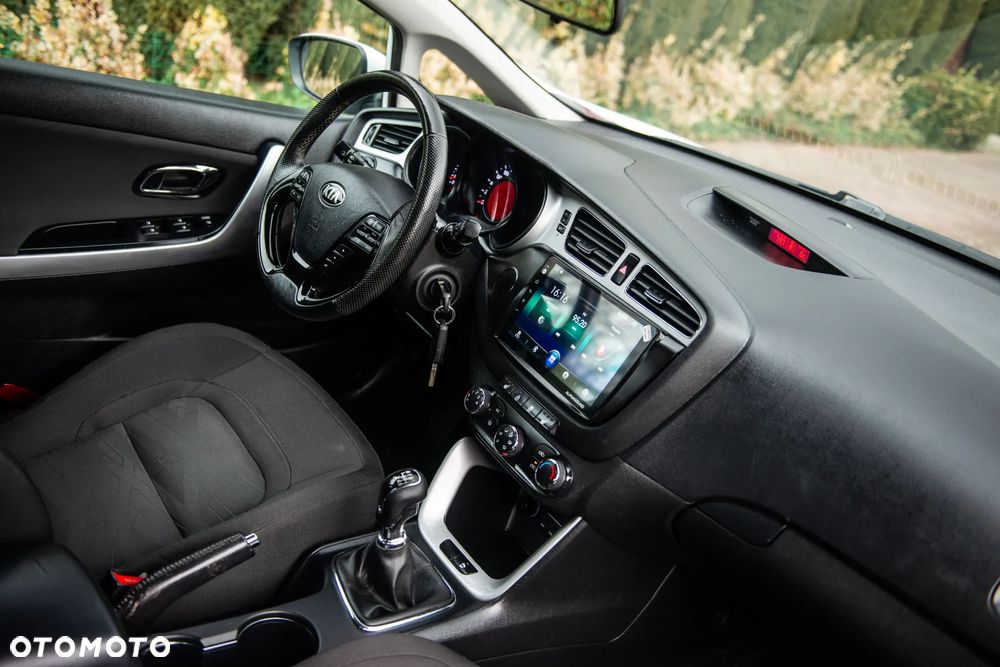 Kia Ceed 1.4 CVVT Vision - 39