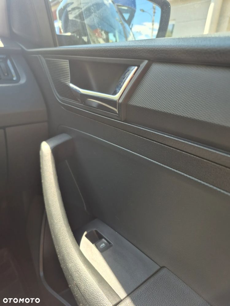 Skoda RAPID 1.6 TDI DPF Active - 7