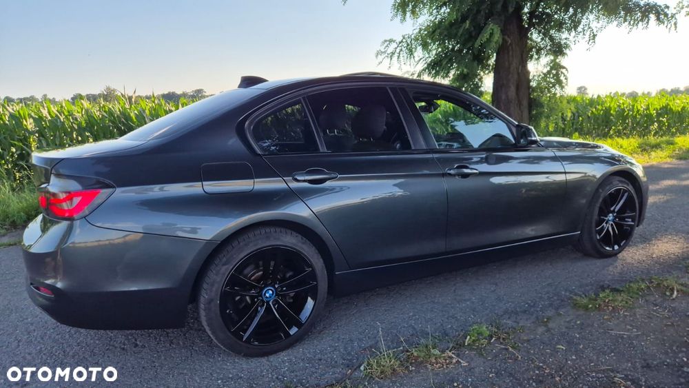 BMW Seria 3 - 3