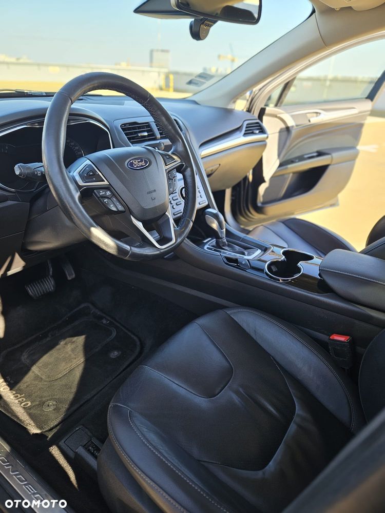 Ford Mondeo 2.0 TDCi Bi-Turbo Titanium PowerShift - 16