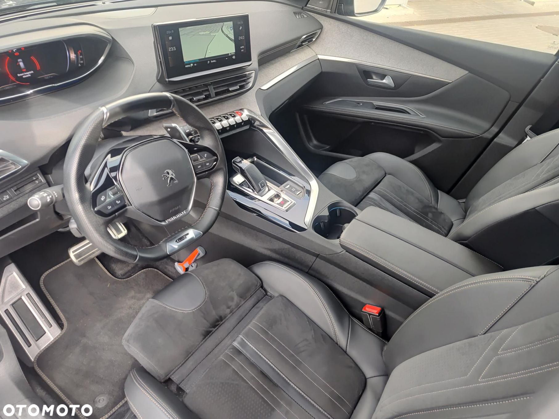 Peugeot 5008 1.6 PureTech GT Pack S&S EAT8 - 18