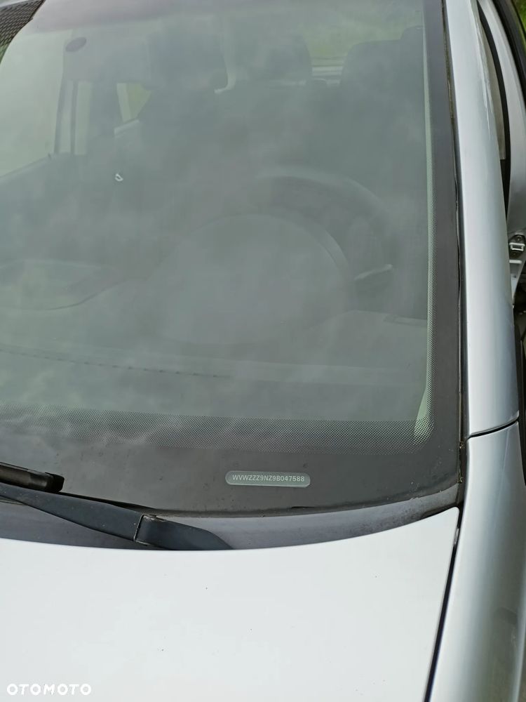 Volkswagen Polo - 13