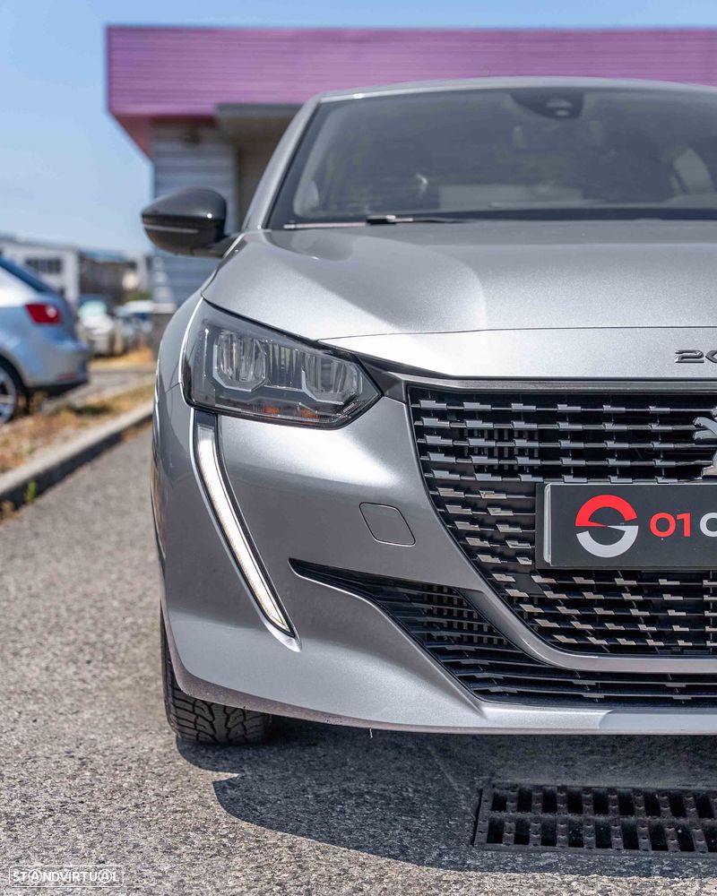 Peugeot 208 PureTech 100 EAT8 Active Pack - 4