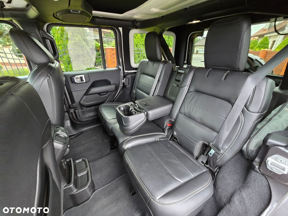 Jeep Wrangler Unlimited GME 2.0 Turbo Sahara - 14