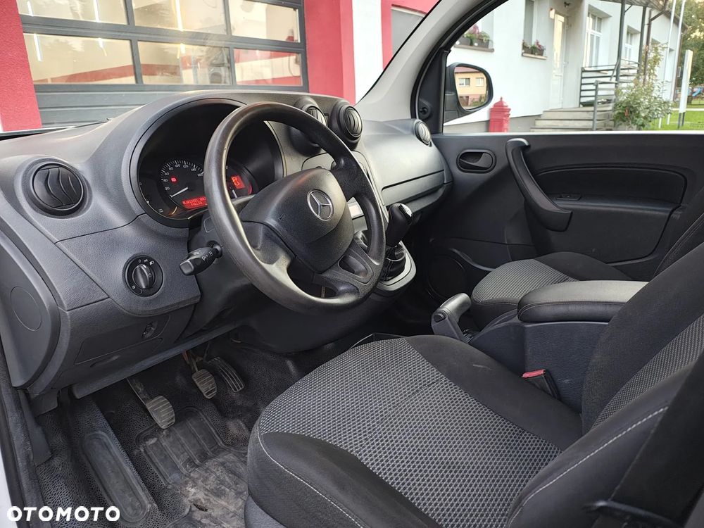 Mercedes-Benz CITAN - 8
