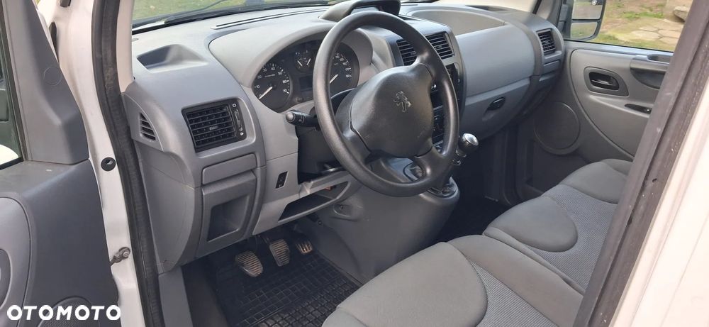 Peugeot Expert - 12