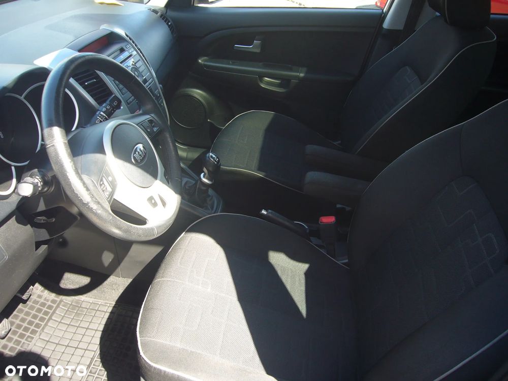 Kia Venga 1.4 XL - 11