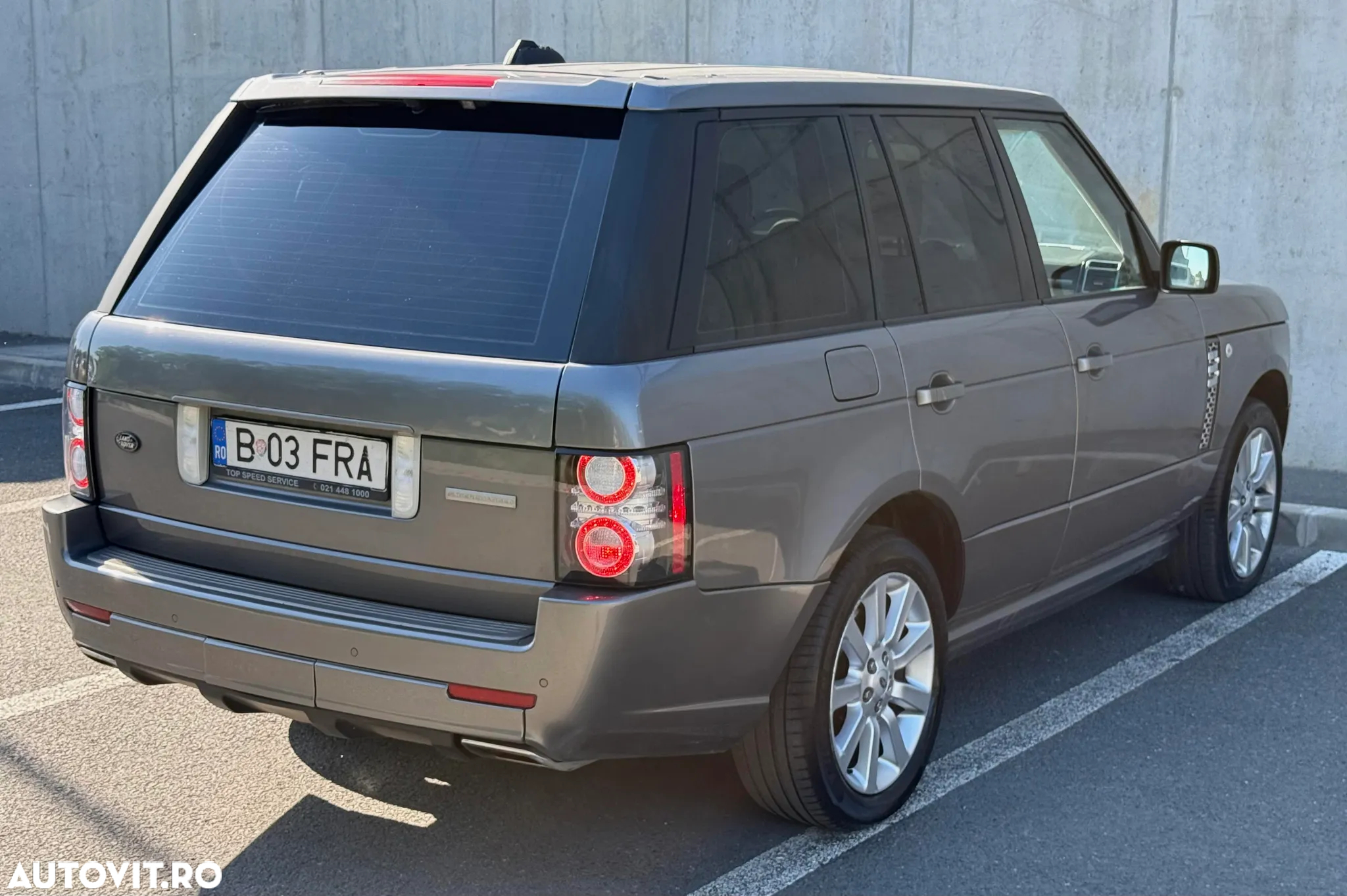 Land Rover Range Rover 4.2 V8 SuperCharged Aut - 3