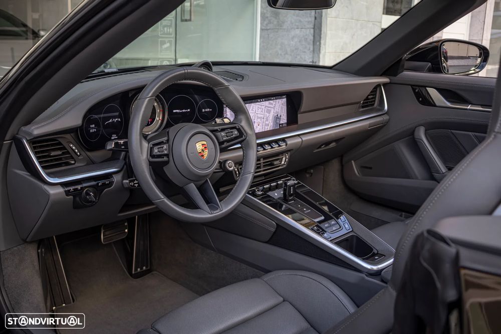 Porsche 911 (992) Turbo S PDK - 11