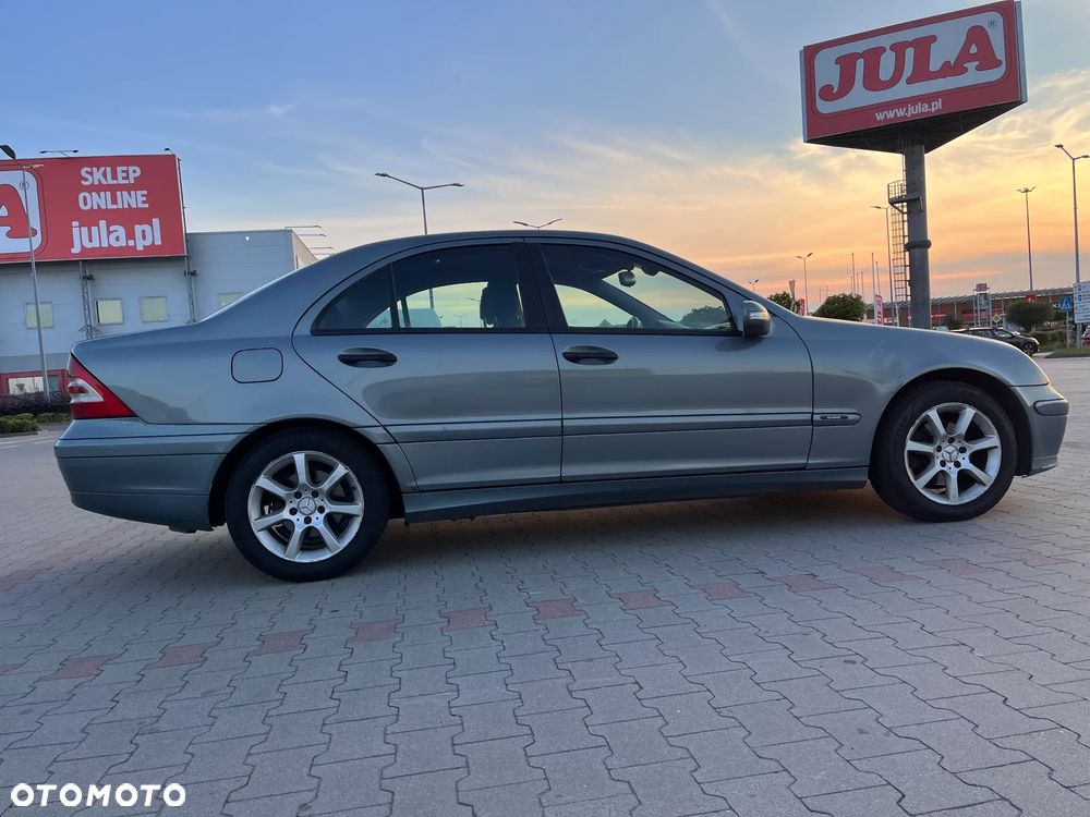 Mercedes-Benz Klasa C 200 CDI Classic - 6