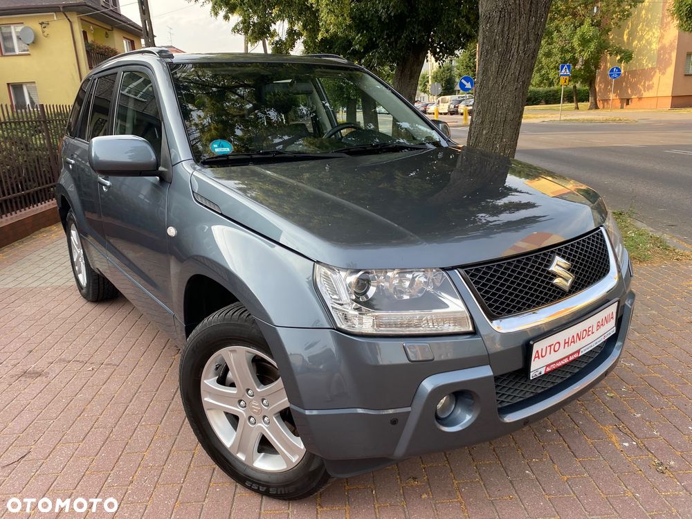 Suzuki Grand Vitara 2.0 Comfort Limited - 32
