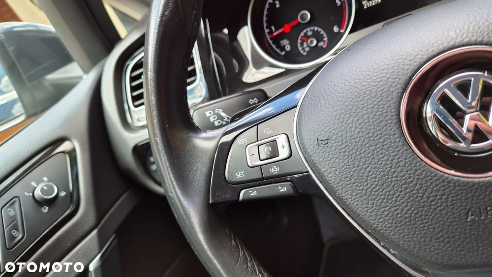 Volkswagen Golf Variant 2.0 TDI SCR DSG Highline - 20