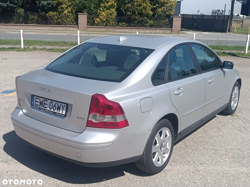 Volvo S40 2.0D - 4