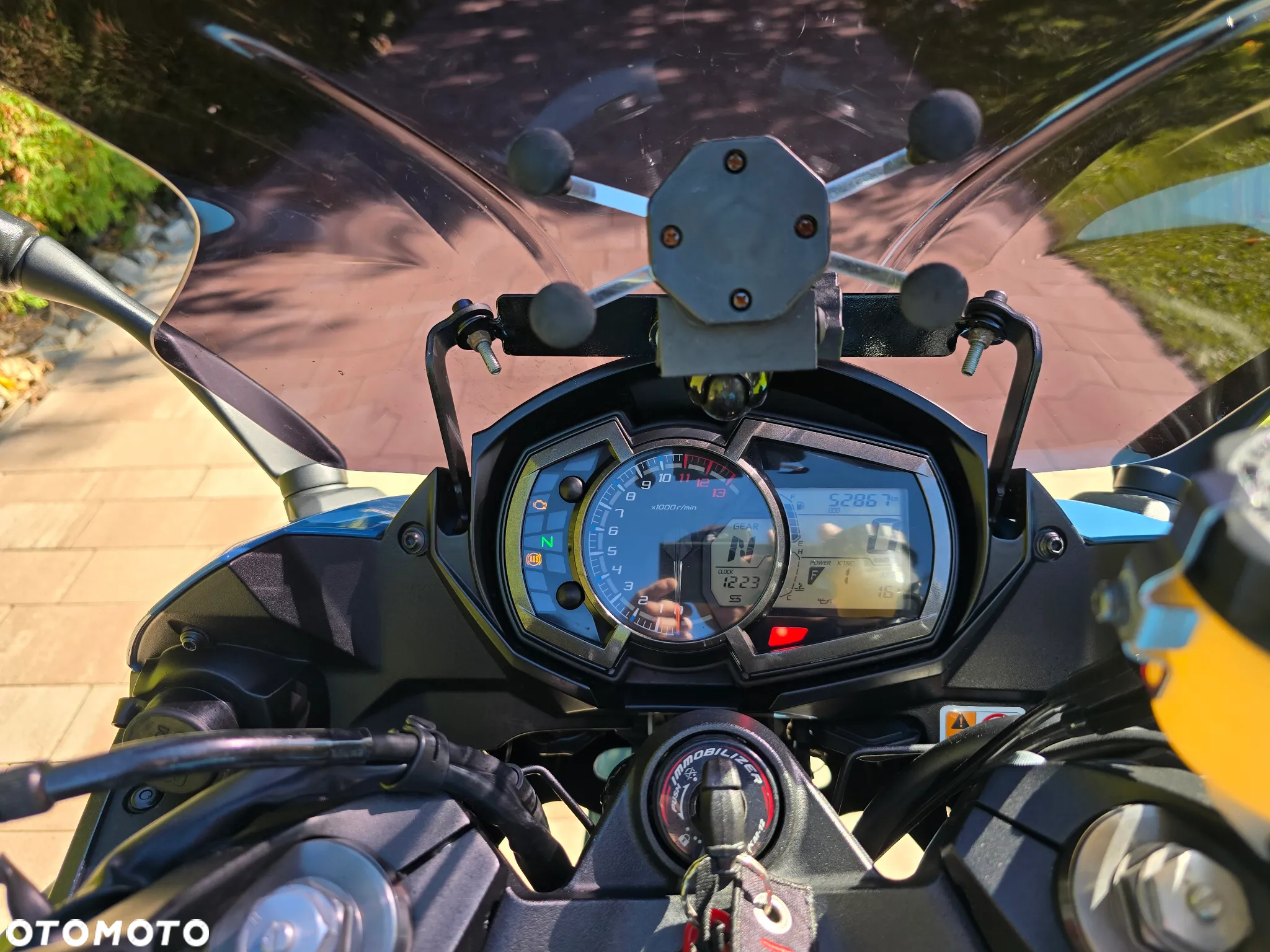 Kawasaki Ninja 1000 SX - 5
