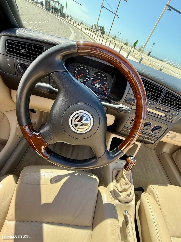 VW Golf Cabriolet 2.0 Avantgard - 9