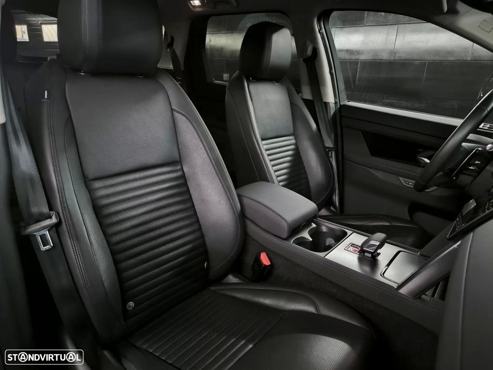 Land Rover Discovery Sport 1.5 I3 P300e AWD S - 22
