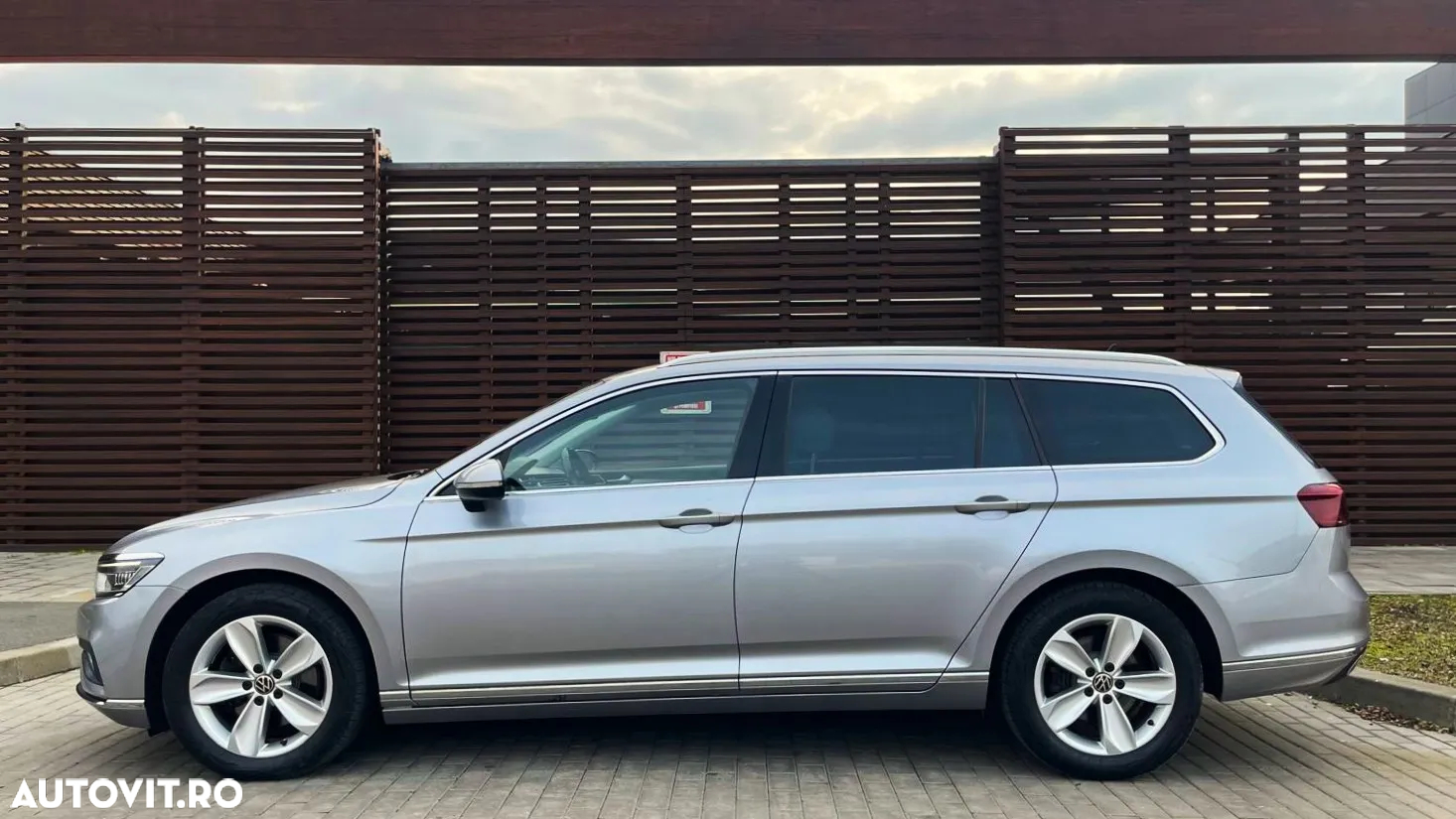 Volkswagen Passat Variant 2.0 TDI DSG Elegance - 7